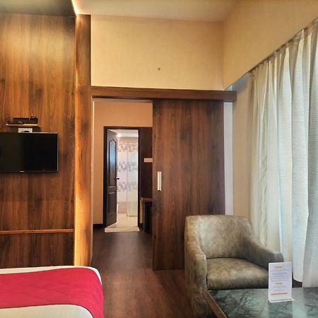 Zip By Spree Hotels Surabi International Vellore Exterior photo