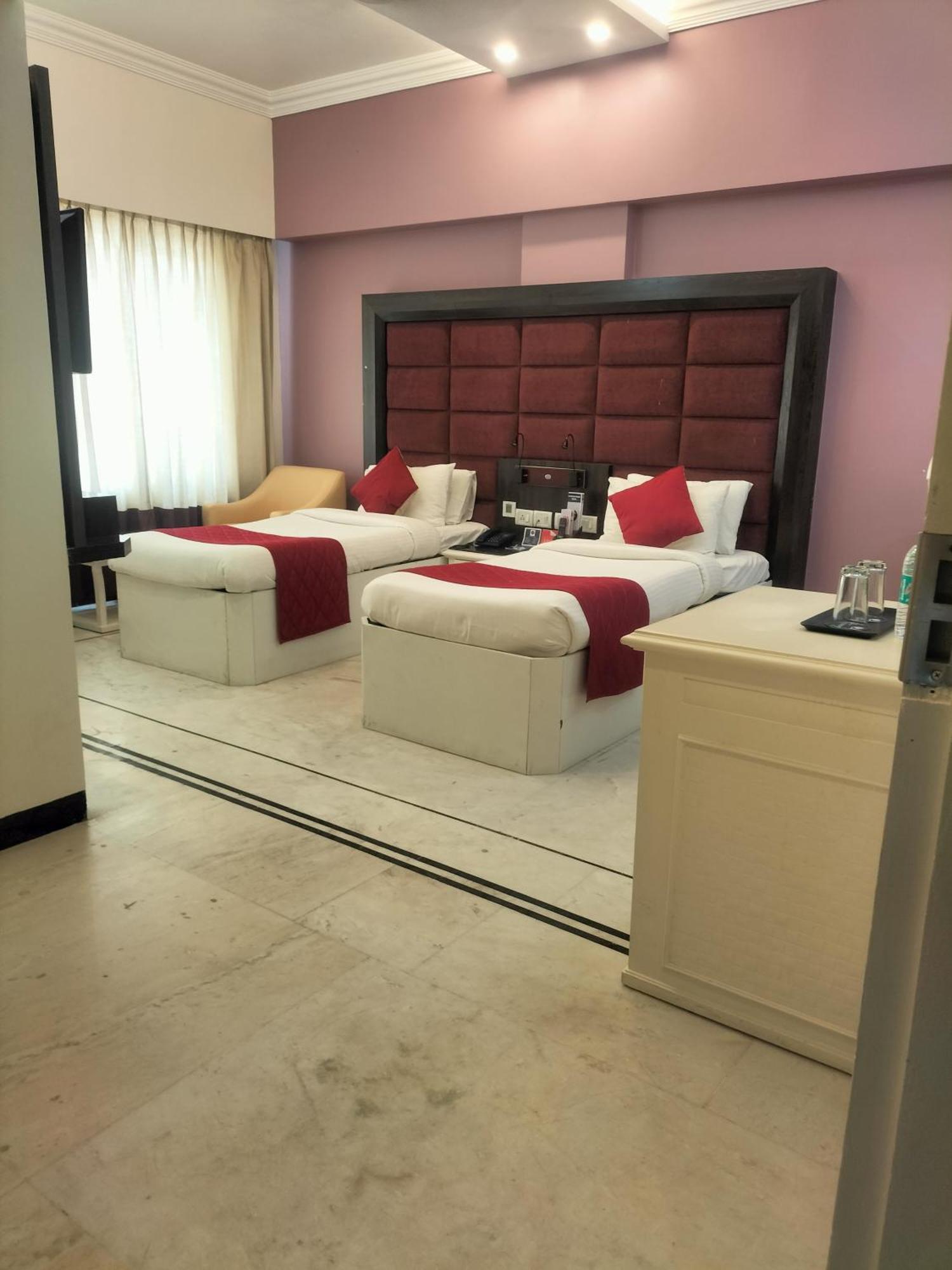 Zip By Spree Hotels Surabi International Vellore Exterior photo