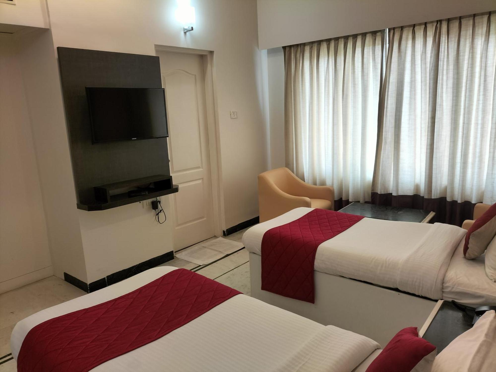 Zip By Spree Hotels Surabi International Vellore Exterior photo