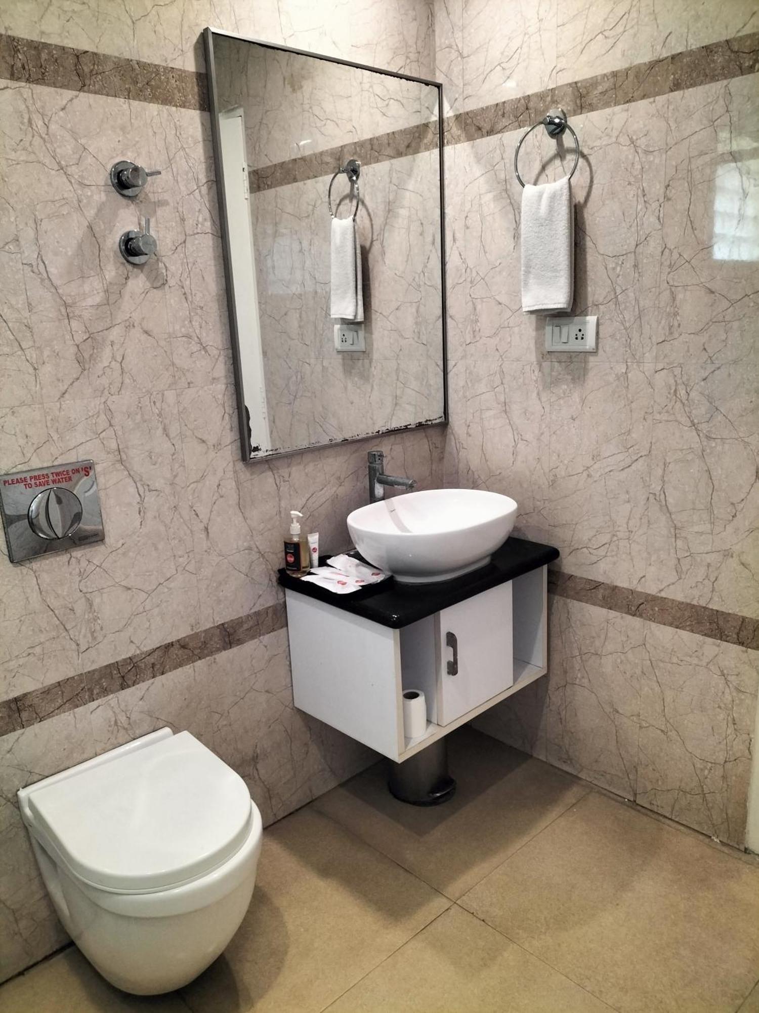 Zip By Spree Hotels Surabi International Vellore Exterior photo